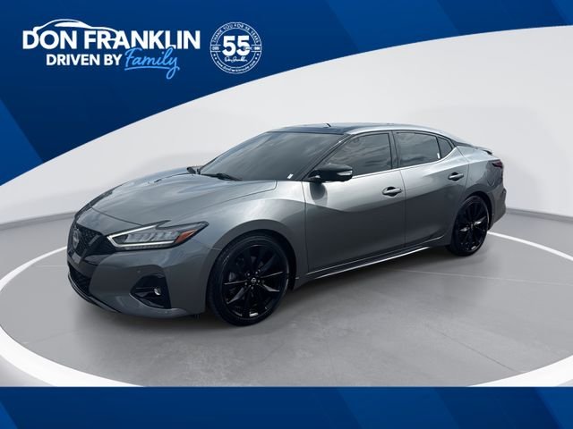 2023 Nissan Maxima SR's photo