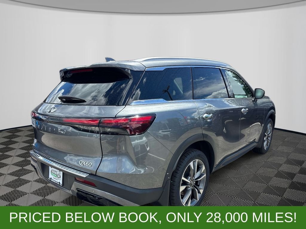 Used 2023 Gray INFINITI LUXE image 5
