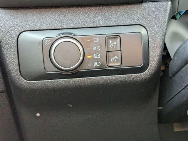Used 2025 Gray Ford ST-Line image 22