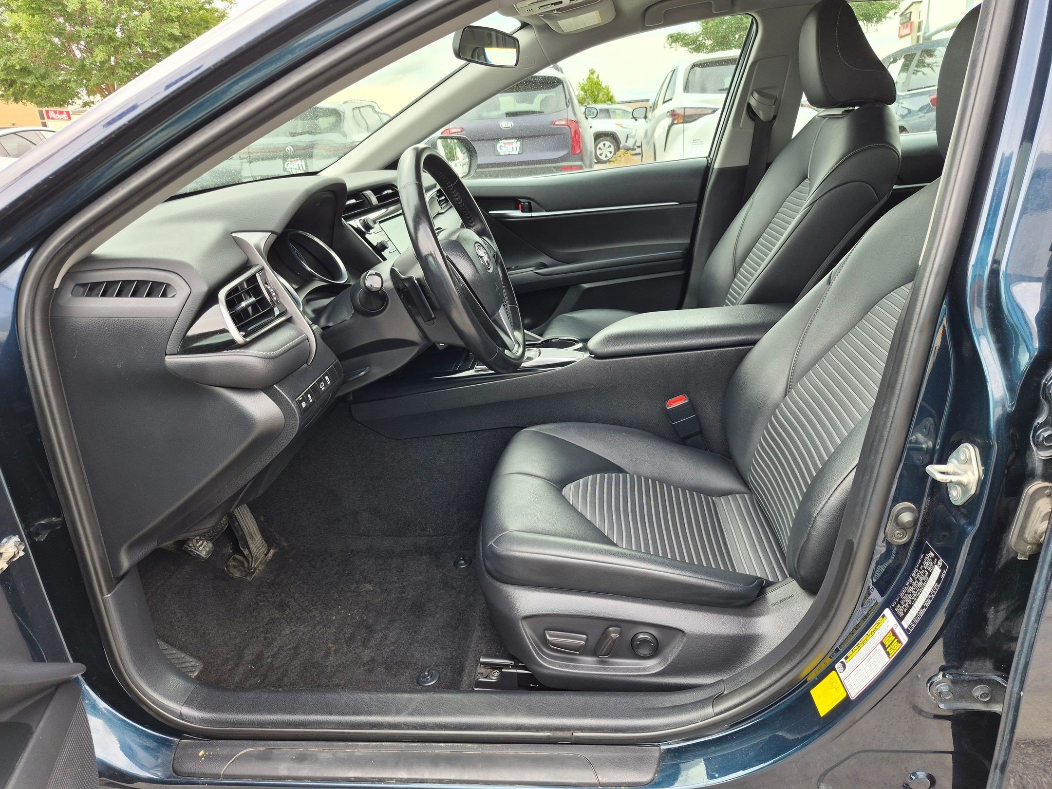 Used 2019 Galactic Aqua Mica Toyota SE image 14