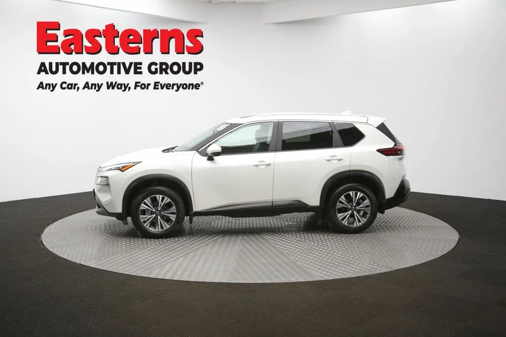 Used 2023 White Nissan SV image 61