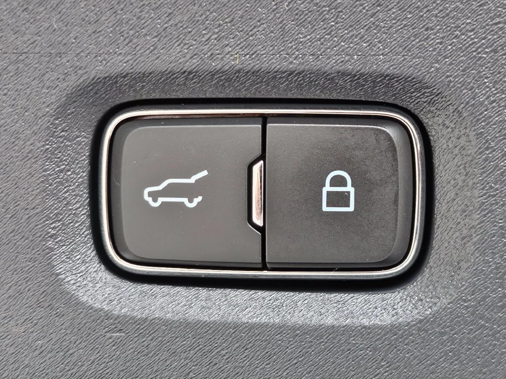 New 2027 Gray Ford Active image 18