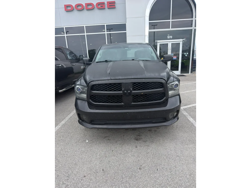 2014 RAM 1500's photo