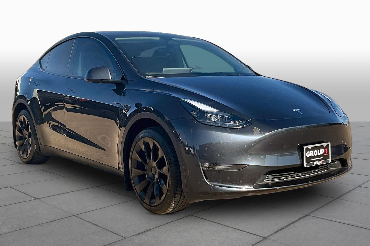 Used 2024 Tesla Model Y Long Range with VIN 7SAYGAEE1RF030909 for sale in Lubbock, TX