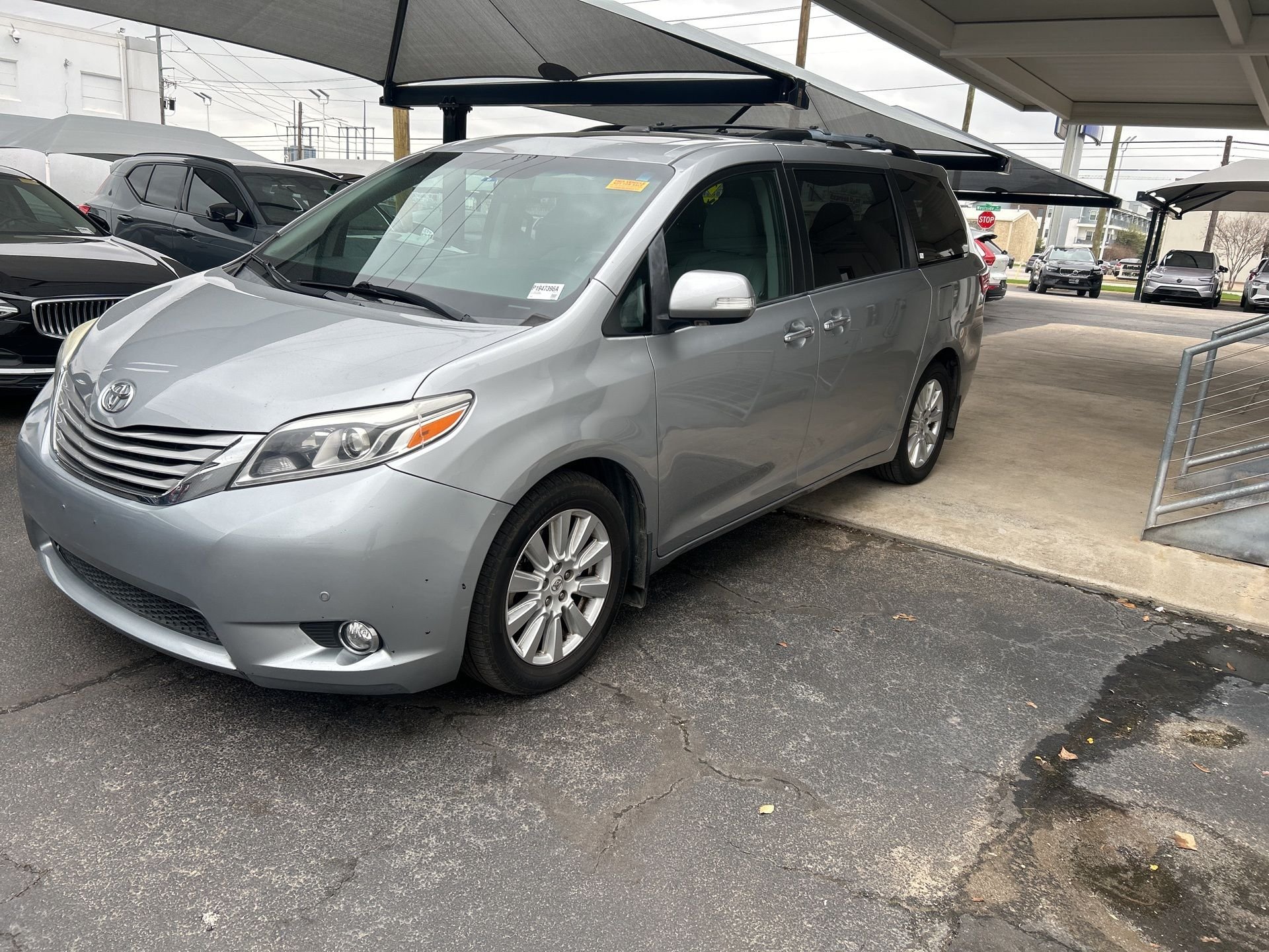 2017 Toyota Sienna XLE