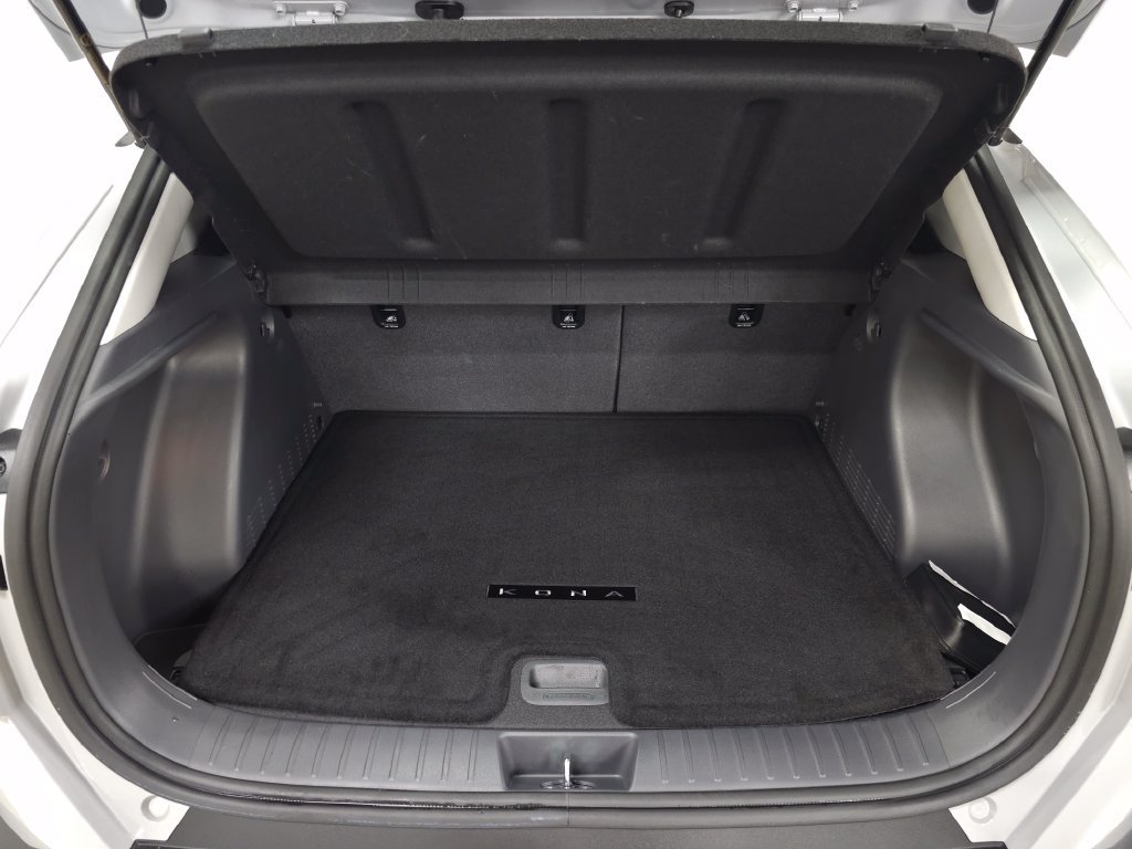 2025 Hyundai Kona SE - Photo 9