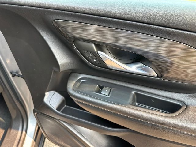 Used 2023 Sterling Metallic GMC SLT image 25