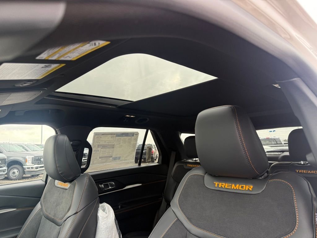 2026 Ford Explorer Tremor - Photo 7