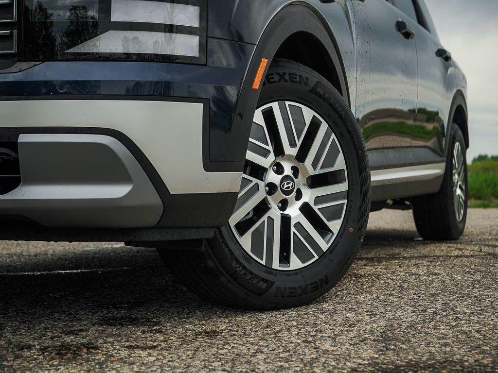 New 2026 Pacific Sapphire Hyundai SEL Premium 7P AWD image 32