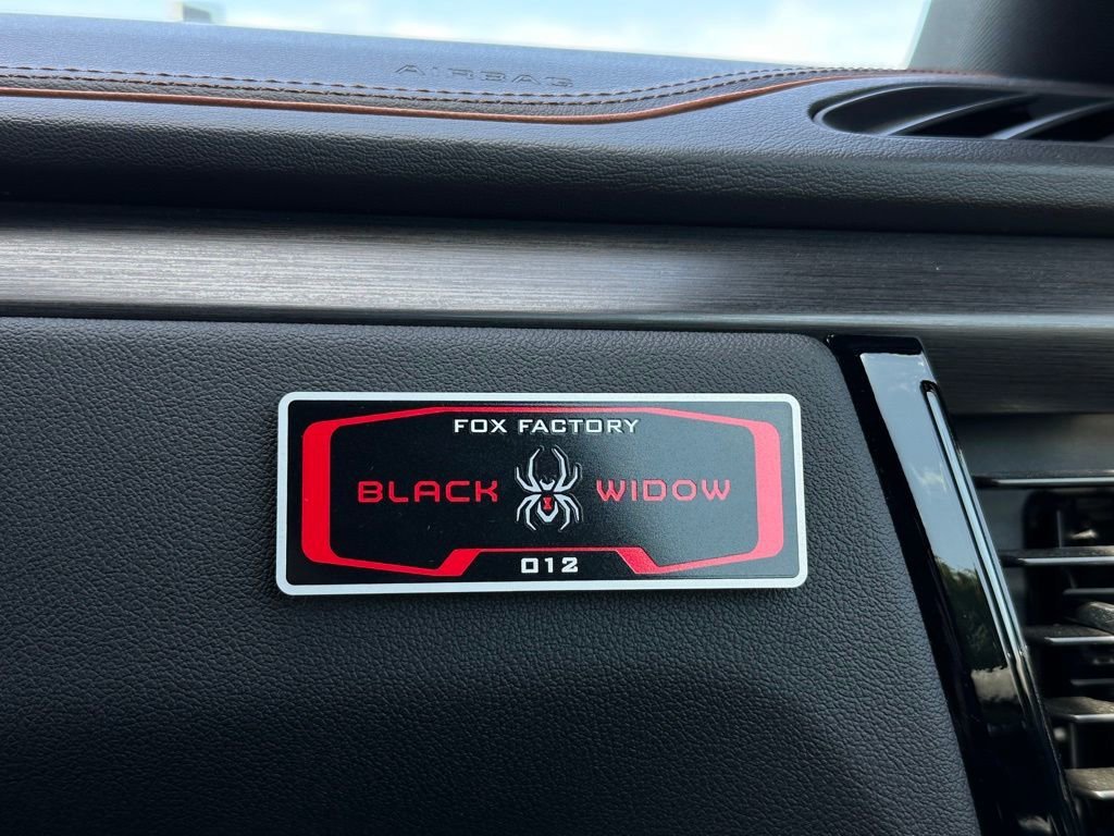 New 2026 Onyx Black GMC AT4 image 31