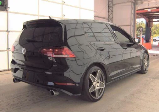 Used 2021 Deep Black Pearl Volkswagen S image 4