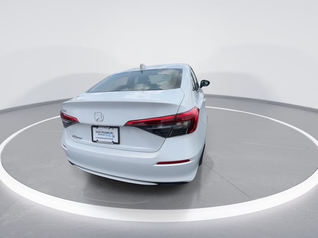 Used 2022 White Honda EX image 7