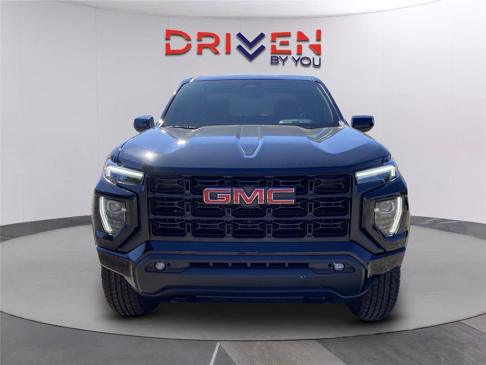 New 2026 Onyx Black GMC Elevation image 9