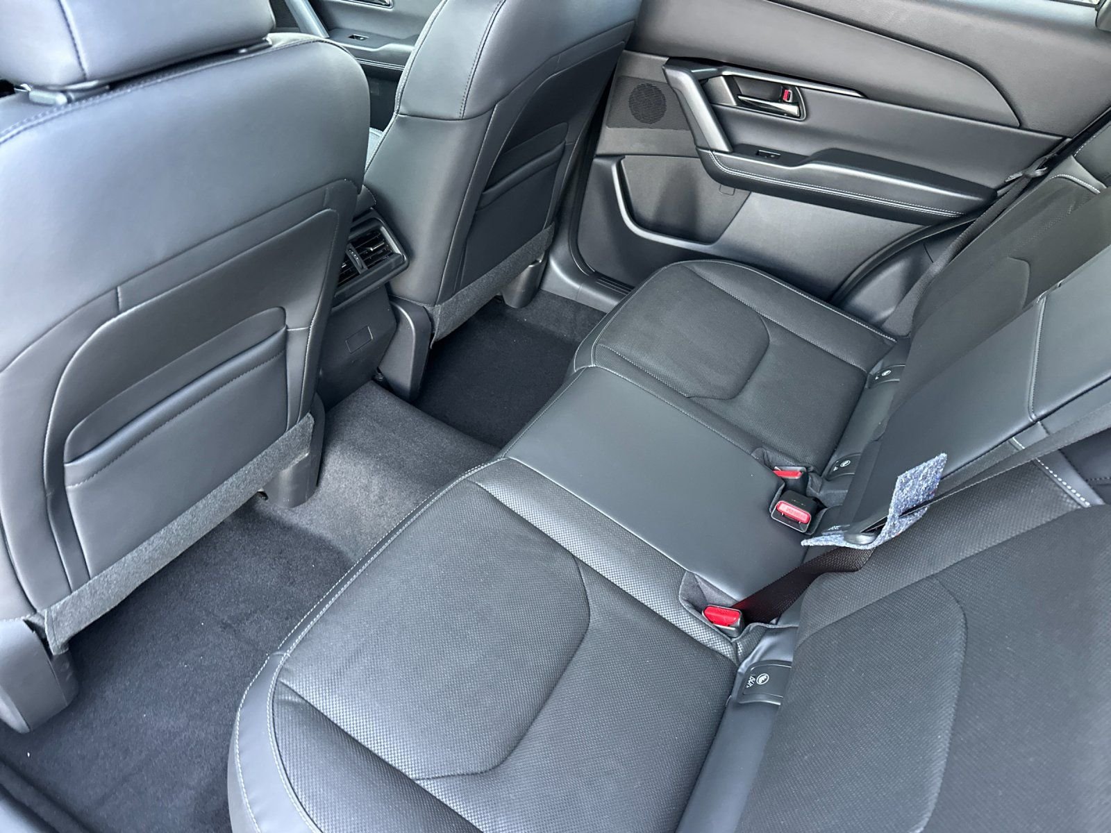 New 2026 Rhodium White Metallic Mazda 2.5 S Preferred AWD image 11