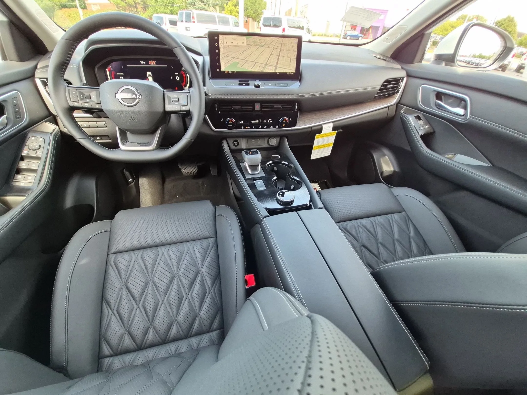 New 2026 Everest White Pearl TriCoat Nissan Platinum image 27