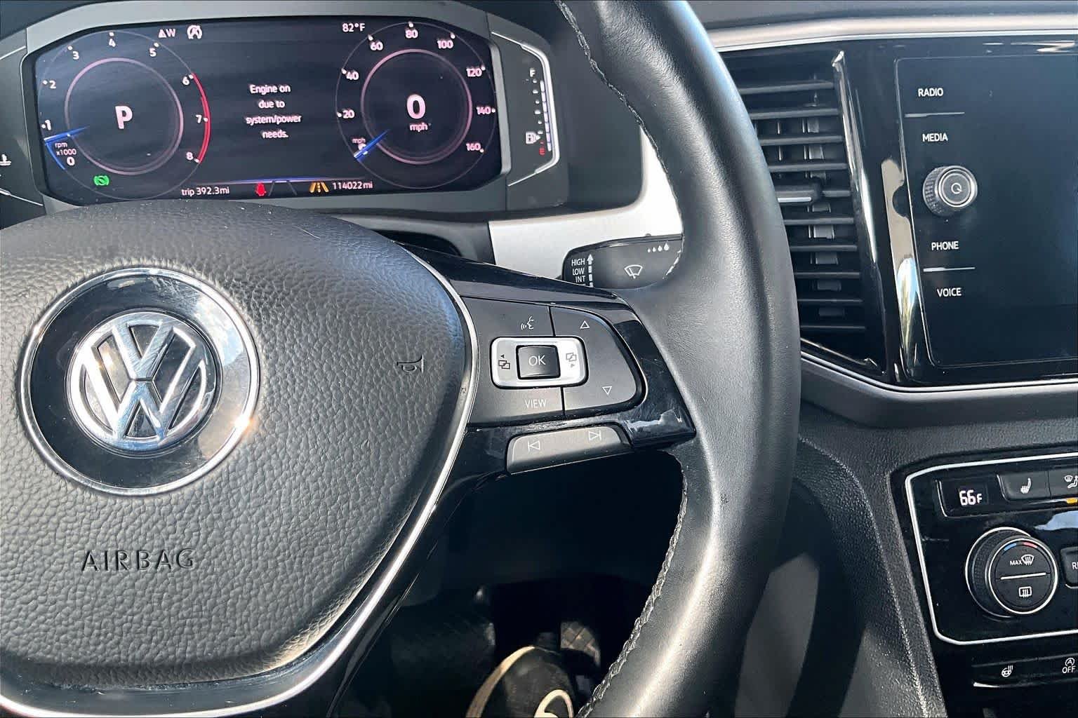 Used 2019 Pure White Volkswagen 3.6L V6 SEL image 25