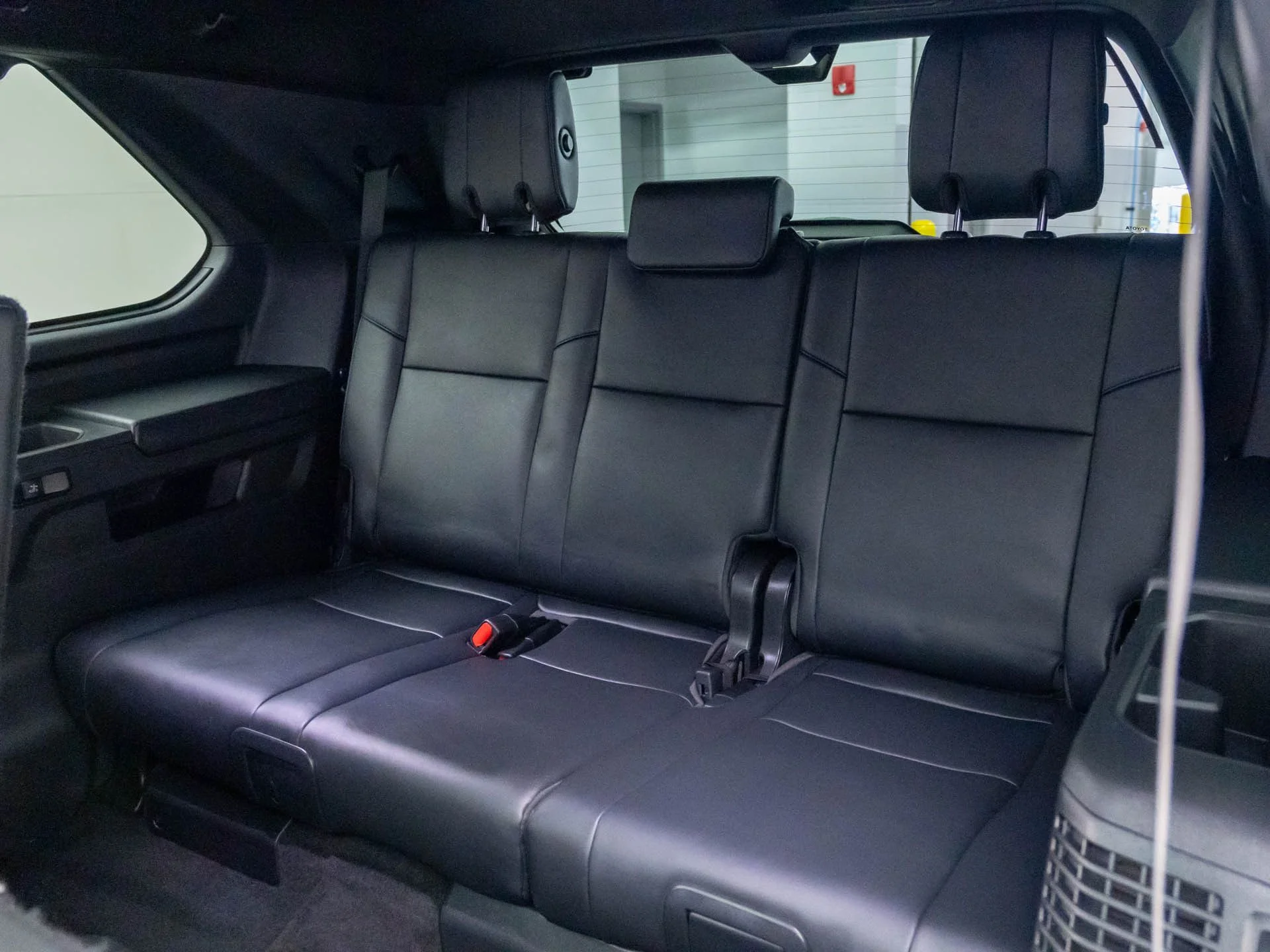 Used 2024  Toyota Platinum image 17