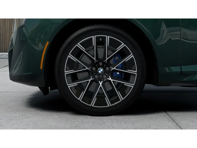 New 2027 Vancouver Green Metallic BMW 40 xDrive image 7
