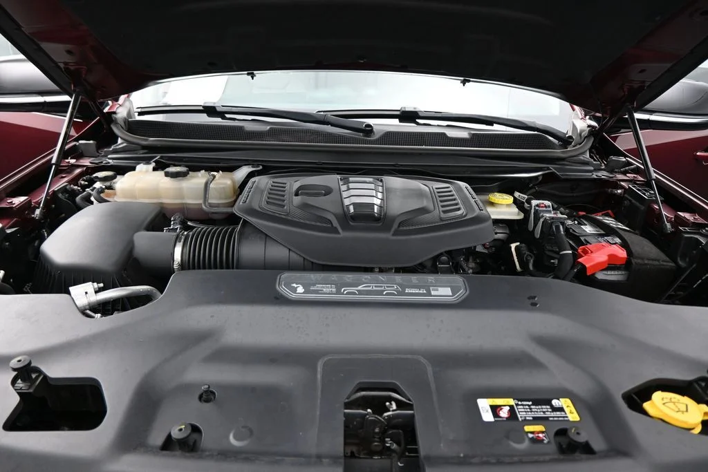 Used 2023 Red Jeep Series II image 29