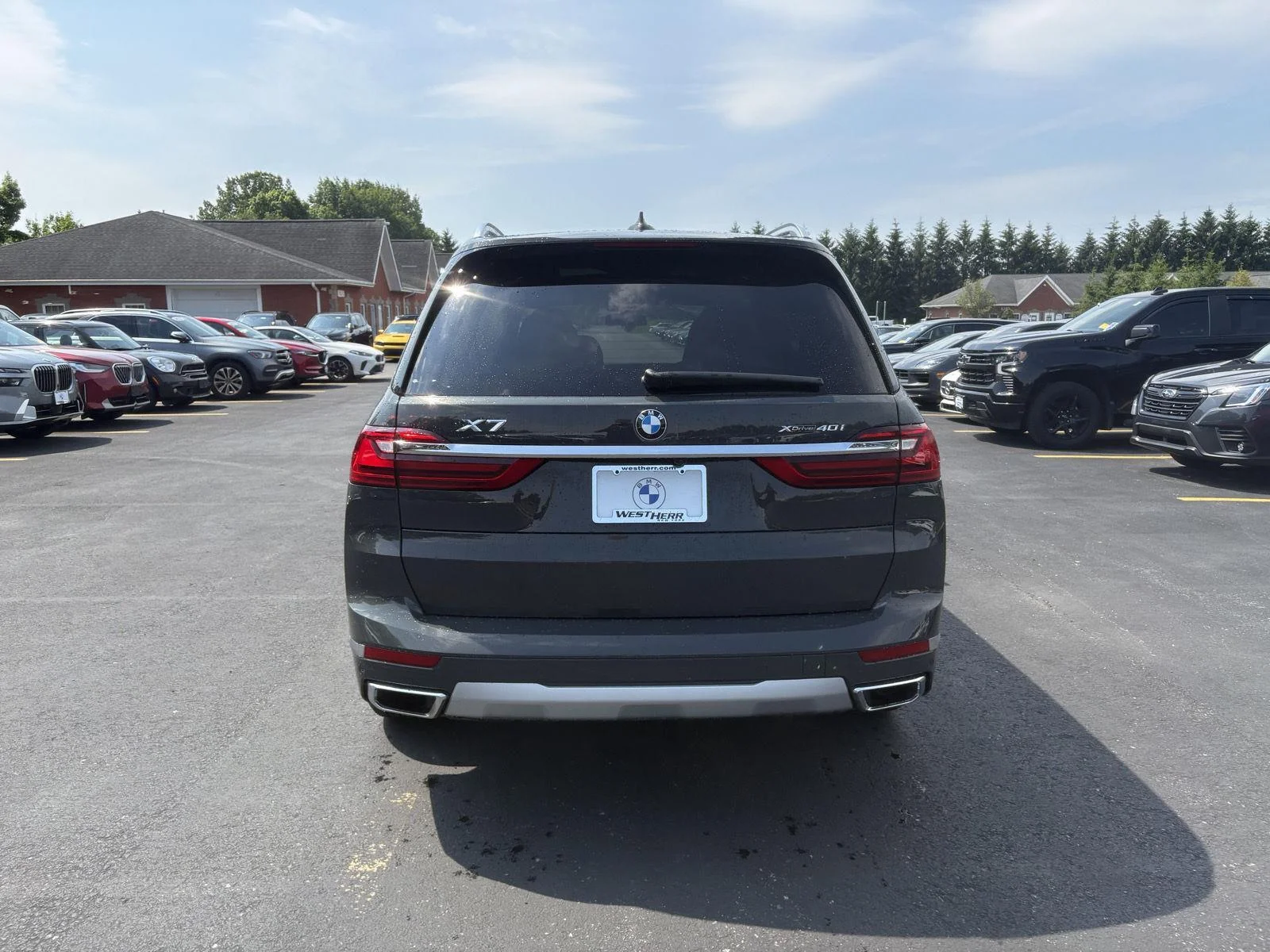 Used 2022 Dravit Grey Metallic BMW xDrive40i image 3