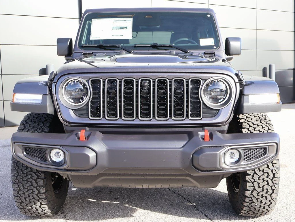 New 2026 Granite Crystal Metallic Clearcoat Jeep Rubicon image 7