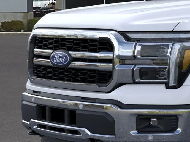 New 2025 White Ford Lariat image 17