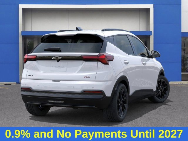 2027 Chevrolet Bolt RS - Photo 5