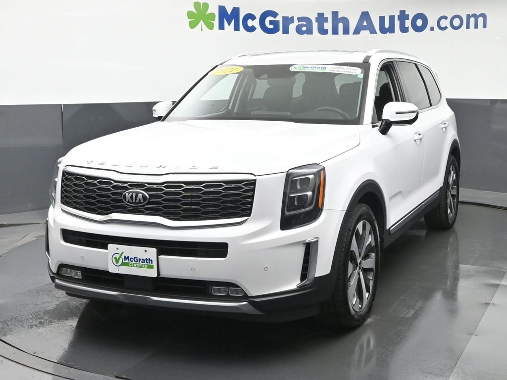 Used 2021 White Kia SX image 24