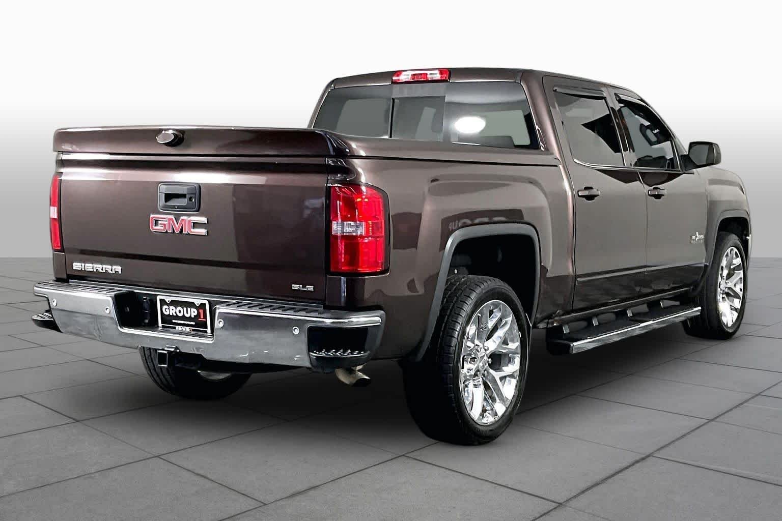Used 2016 Mahogany Metallic GMC SLE image 11