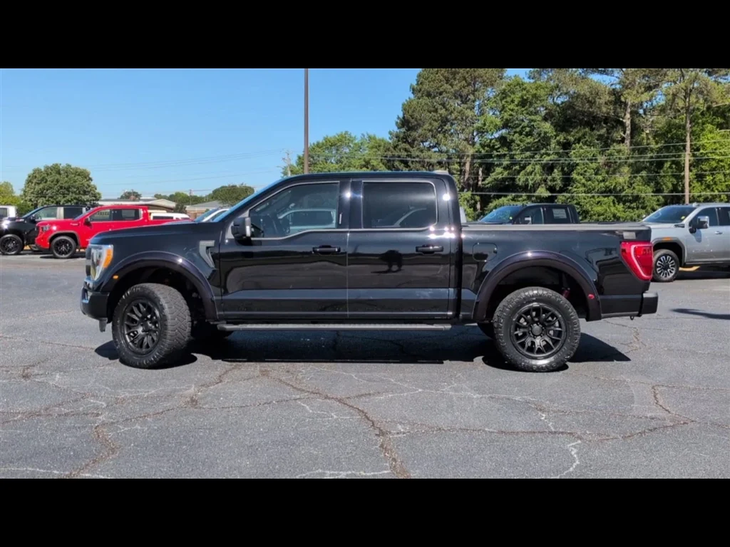 Used 2023 Black Ford XLT image 5