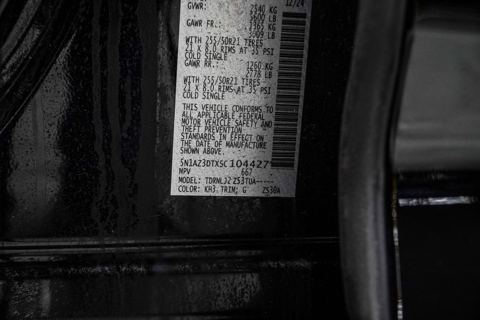 Used 2025 Black Nissan Platinum image 51