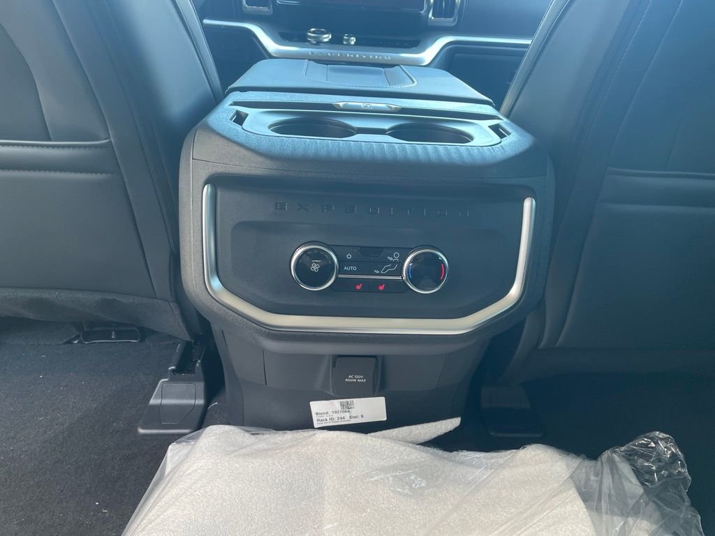 New 2027 Star White Metallic Tri-Coat Ford MAX Platinum image 22