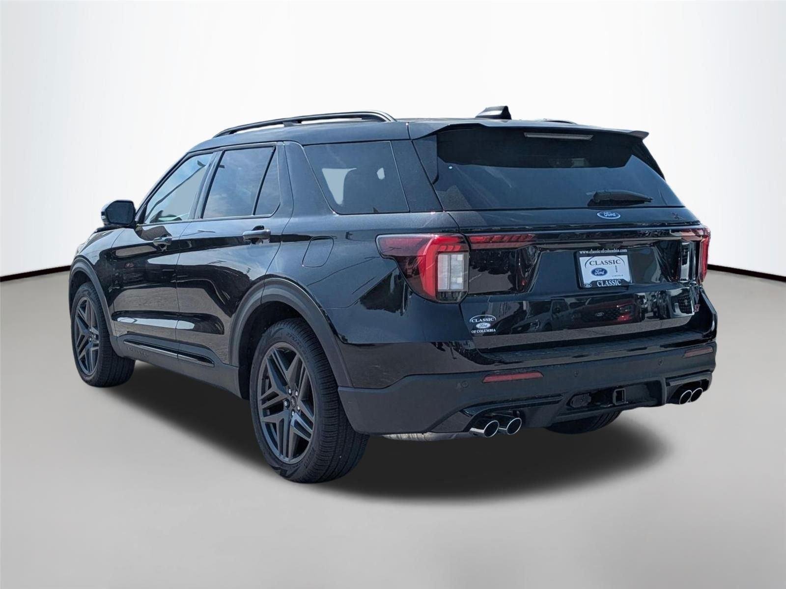 New 2026 Agate Black Metallic Ford ST image 7