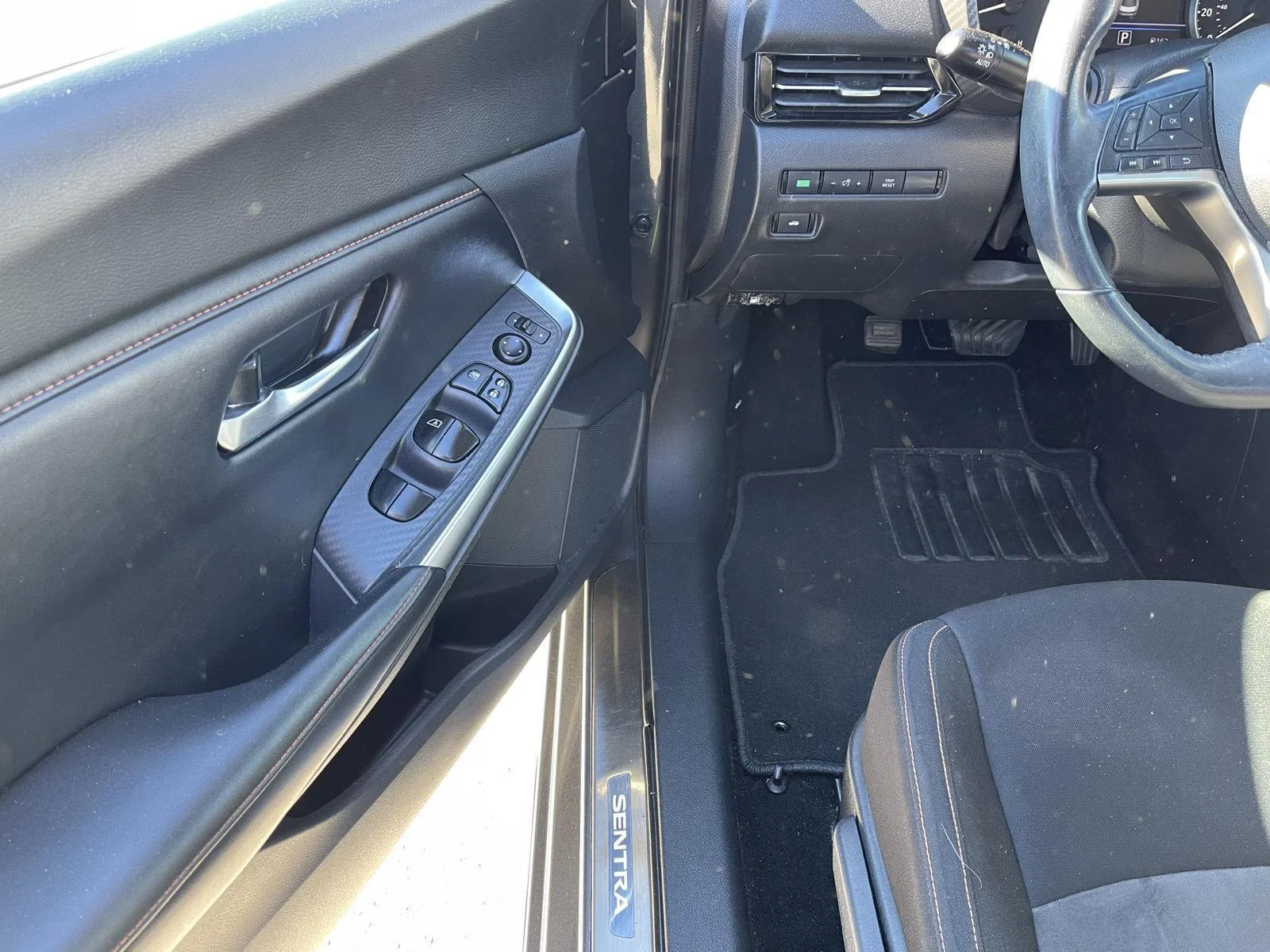 Used 2020 Nissan Sentra SR with VIN 3N1AB8DV4LY273166 for sale in Manchester, CT