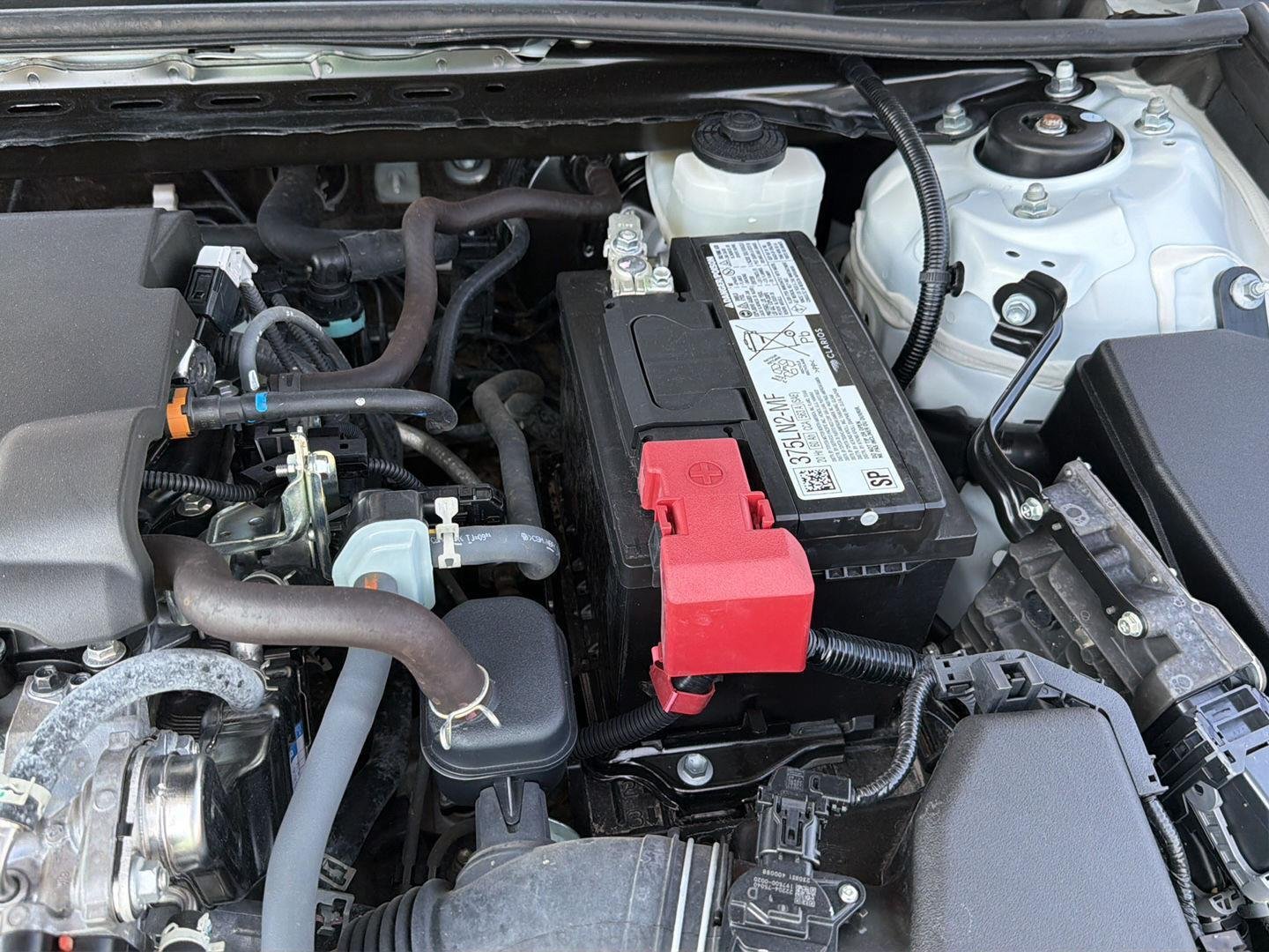 Used 2024 Ice Cap Toyota SE image 34