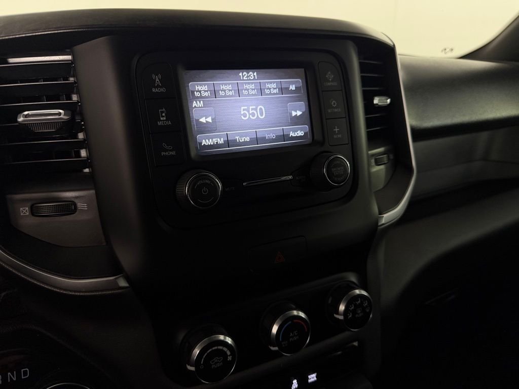 Certified Used 2024 White Ram Big Horn/Lone Star image 18