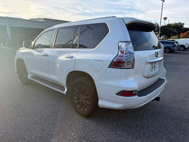Used 2021 Starfire Pearl Lexus 460 image 5