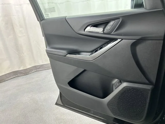 2026 Chevrolet Equinox LT - Photo 22