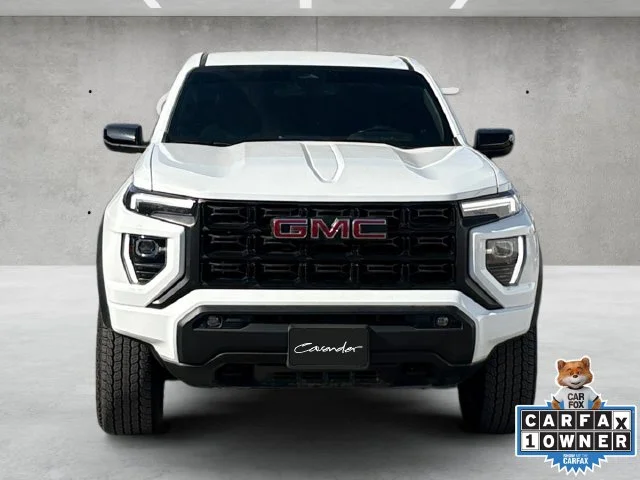 Used 2025 White GMC Elevation image 18