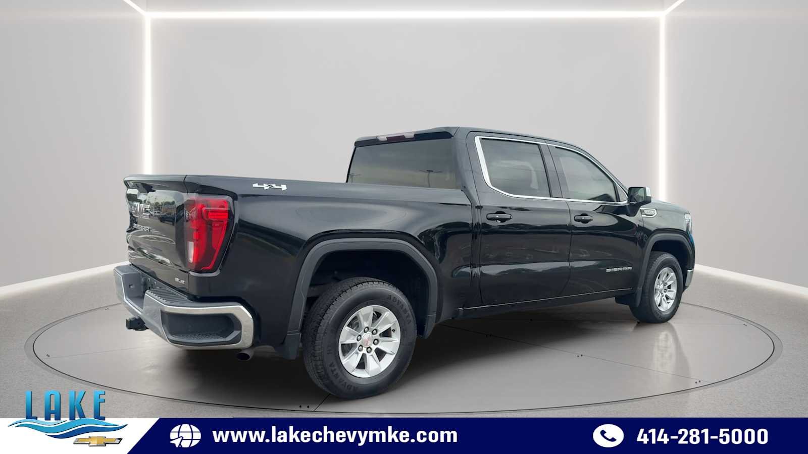 Certified Used 2021 Black GMC SLE image 10