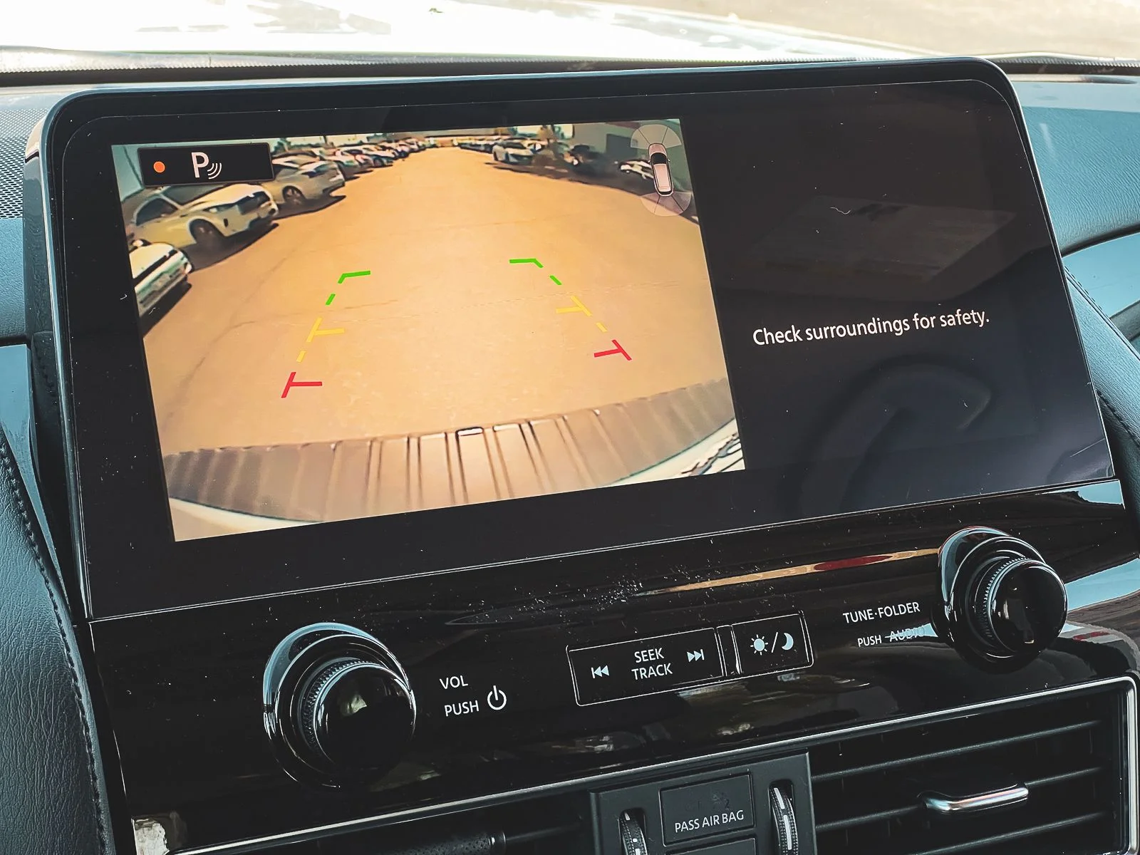 2021 Nissan Armada SV - Photo 23