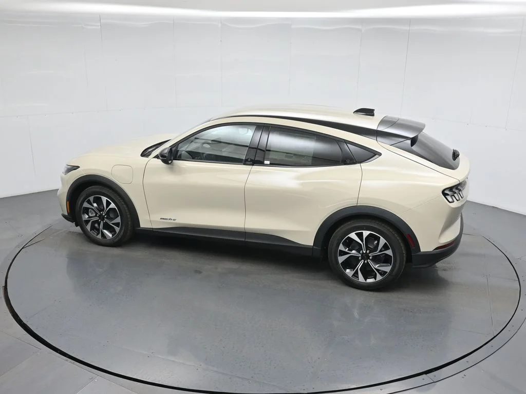 New 2026 Desert Sand Ford Select image 40