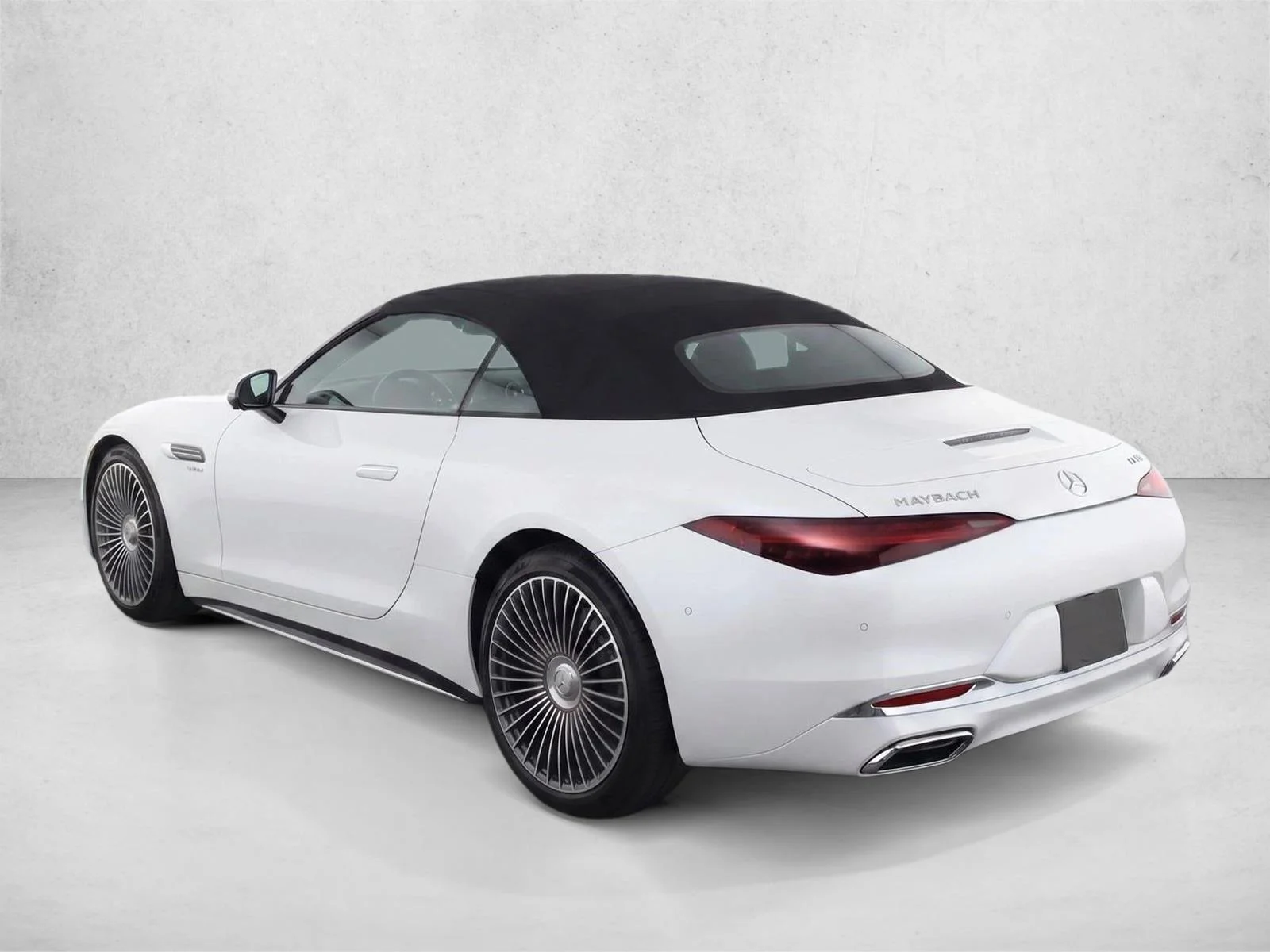 Used 2026 Manufaktur Moonlight White Magno Mercedes-Benz Maybach SL 680 Monogram Series image 5