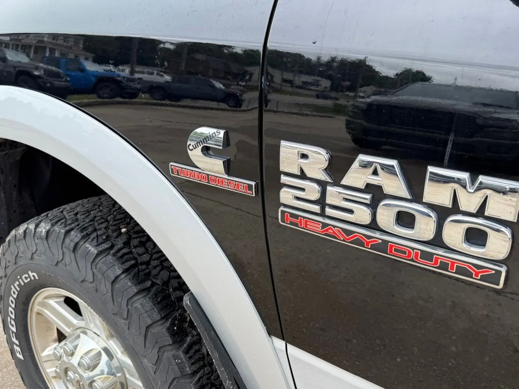 Used 2013 Black Ram Laramie image 11