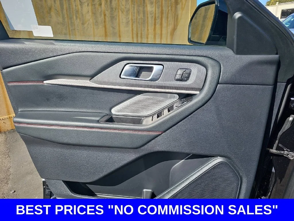 Used 2025 Black Ford ST image 29