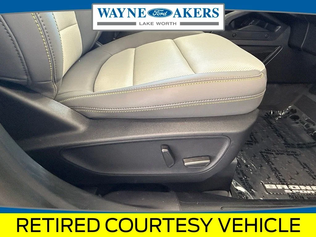 New 2025 Carbonized Gray Metallic Ford Badlands image 23