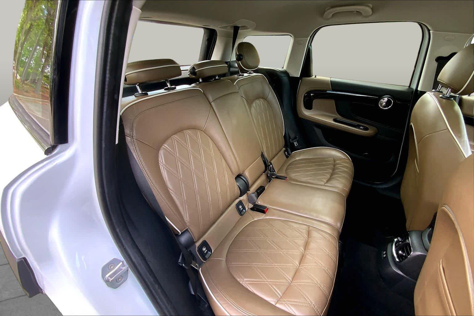 Used 2020 Light White MINI Cooper S image 19