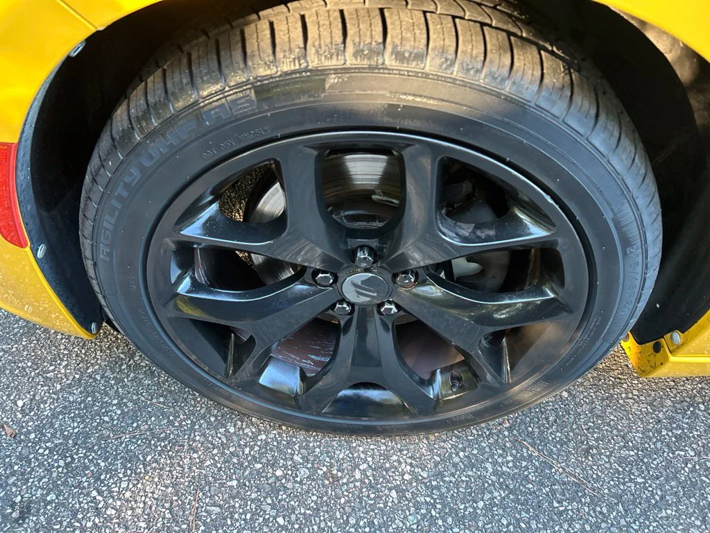 Used 2017 Yellow Dodge R/T image 15