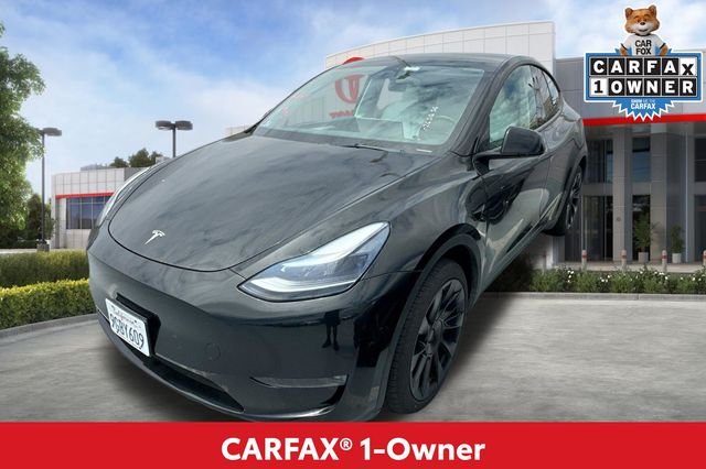 Used 2023 Black Tesla Long Range image 2