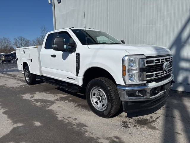 2026 Ford F-350 Super Duty Chassis Cab